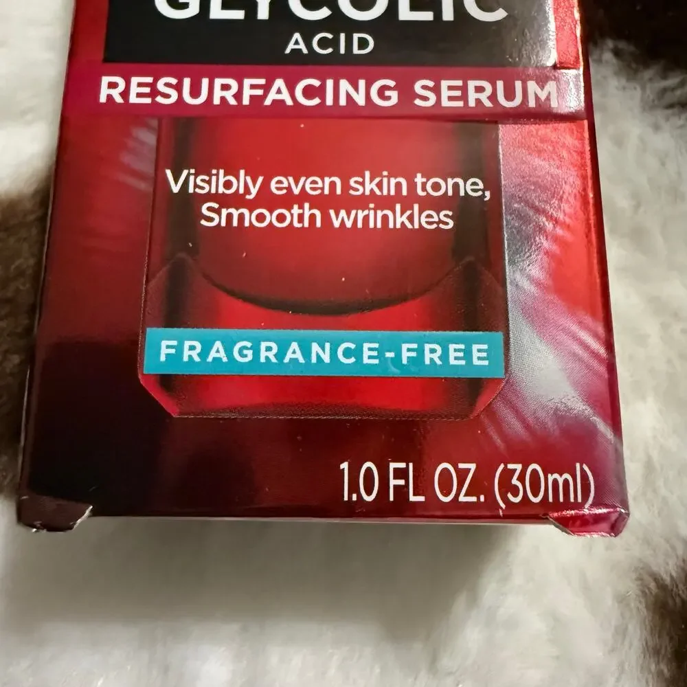 NEW Loreal Revitalift Glycolic Acid Serum 10% Exfoliating‎ Resurfacing Tone Glow